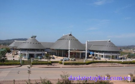 Trung tâm thương mại Lao Bảo - Đá Xây Dựng Hữu Hảo - Công Ty TNHH MTV Hữu Hảo Tây Bắc